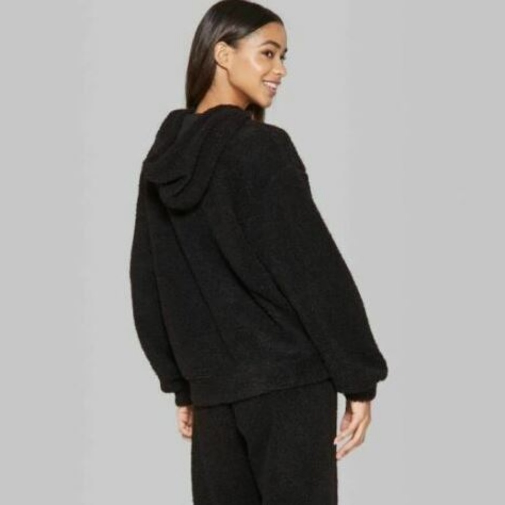 Wild Fable Pullover Fuzzy Hoodie Black Long Sleeve - Picture 3 of 3